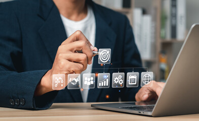 小学生五年级分数口算题（有答案的）50道？