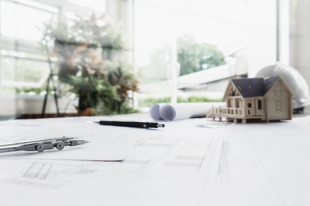 有志者事竟成,的竟什么意思