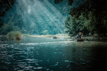 遥遥领先的造句